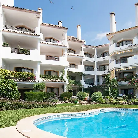 Apartamento Jardines De Las Chapas Marbella